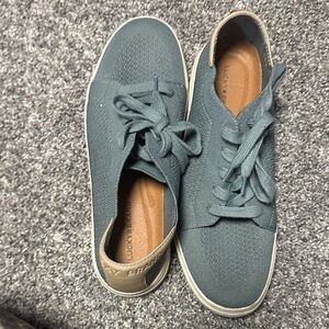 Lucky Brand Women’s Blue Sneakers